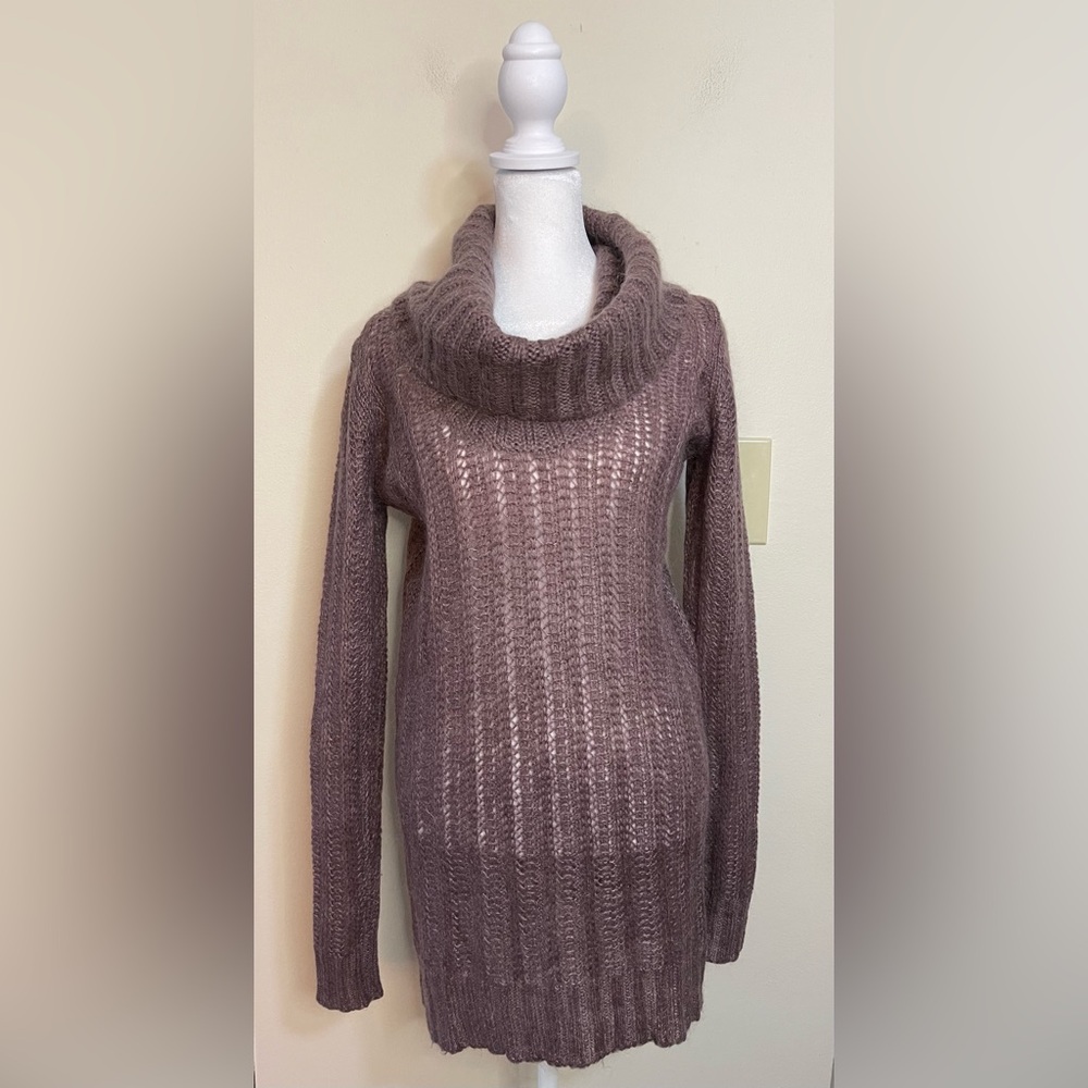 Ann Taylor Women’s Mohair/Wool/Alpaca Blend Sweater Cowl Neck Sz Small.
